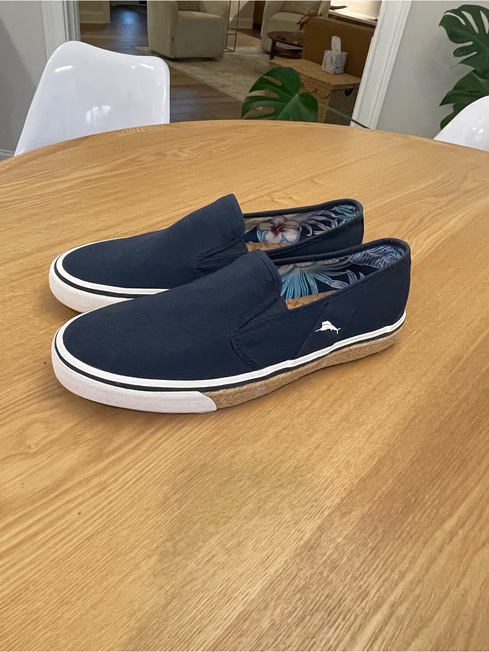 Tommy Bahama Men’s Pacific Palms Canvas Slip On 11D NEW